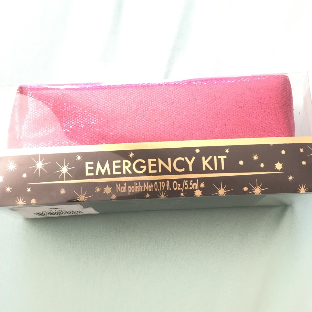 Beauty Travel Emergency Kit 33 Pieces Nwt